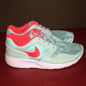 NIKE Kashi